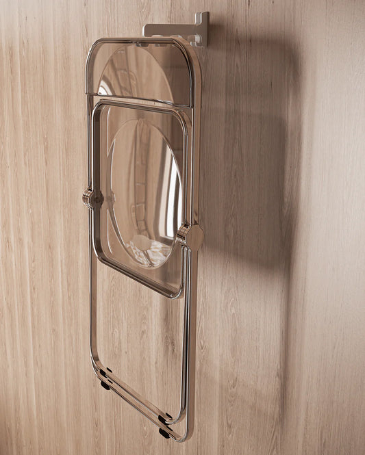 Plia with Vienna Straw Folding Chair