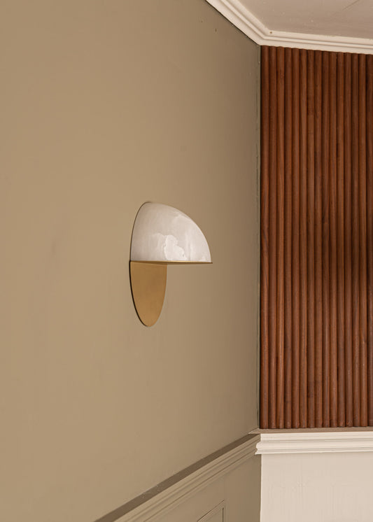 Luno Wall Lamp - Brass Alabaster